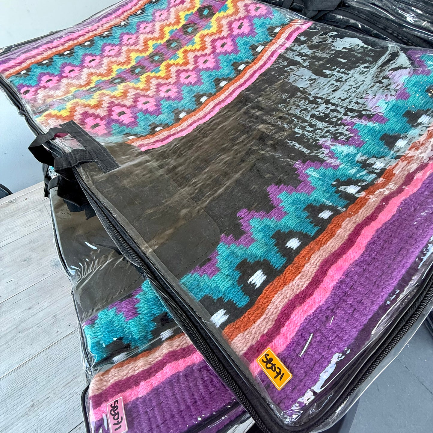 SB071 - Western oversized showblanket A - Zwart, pastel