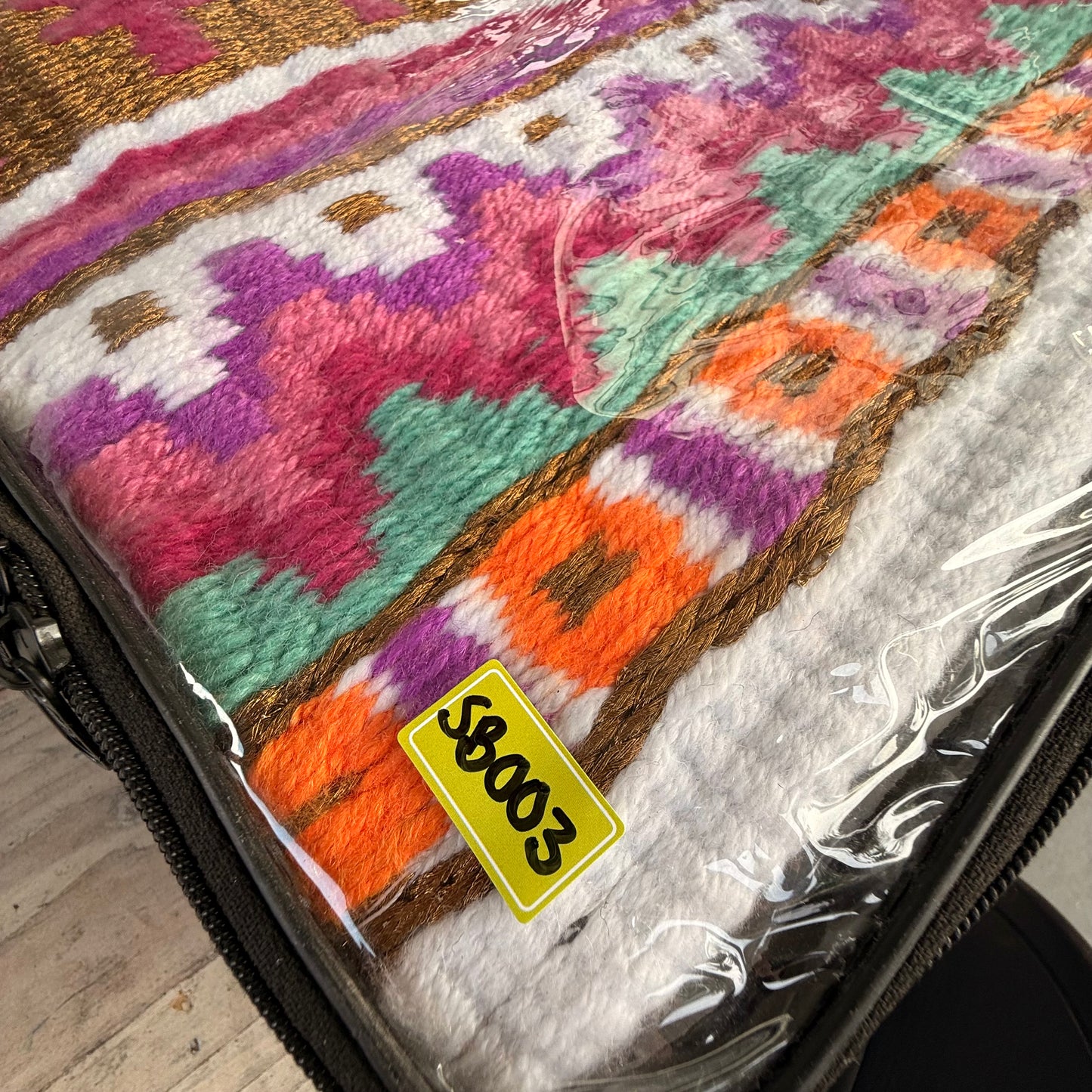 SB003 - Western oversized showblanket A - Wit, oranje, groen, koper, roze