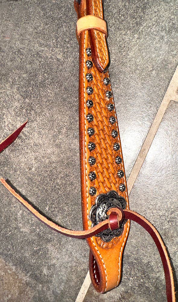 LS Western - Western Lederen one-ear hoofdstel met cross-tooling en studs light oil