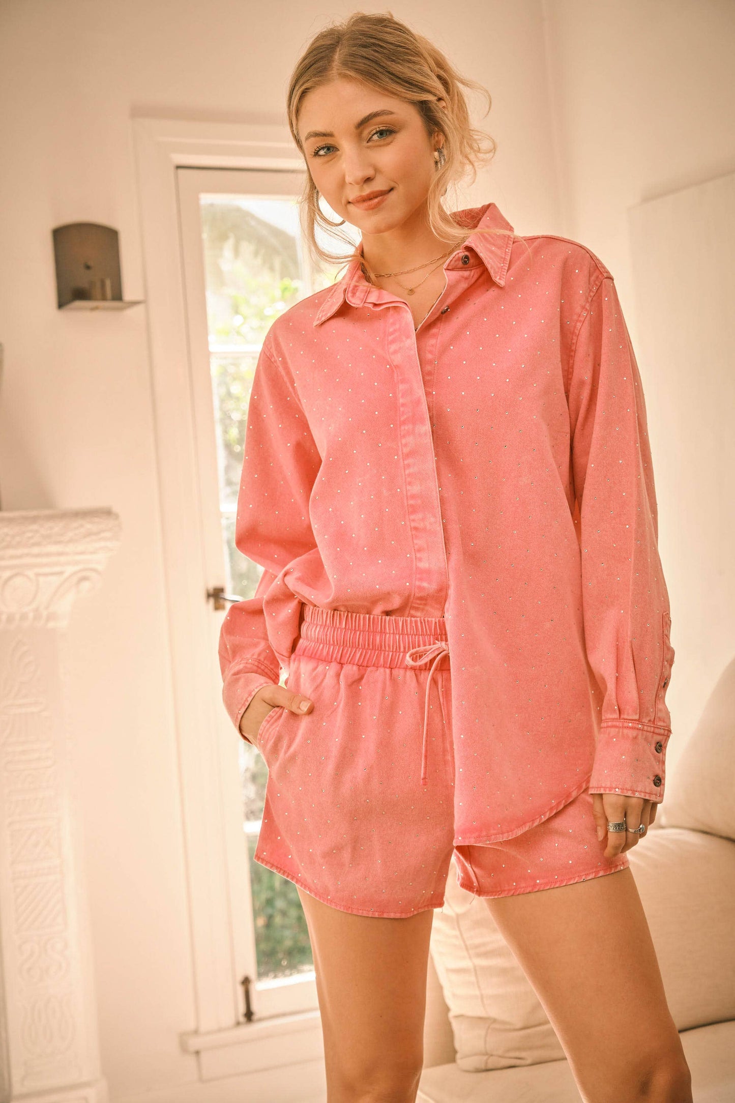 Blue B - Gewassen hemdblouse met studs en knopen felroze