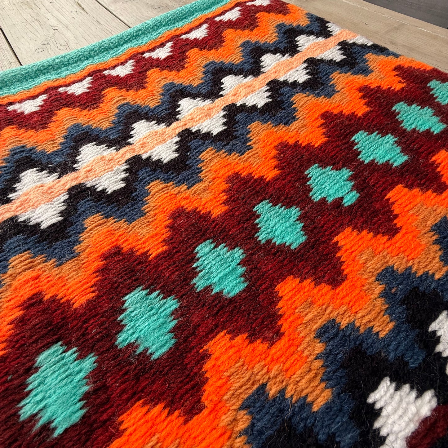 SB027 - Western oversized showblanket A - Turquoise, oranje, blauw, rood