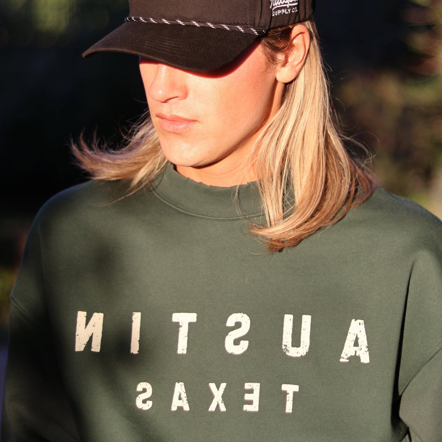 Tailspin – Retro-grüner Austin Texas Reverse Crewneck Sweater Unisex