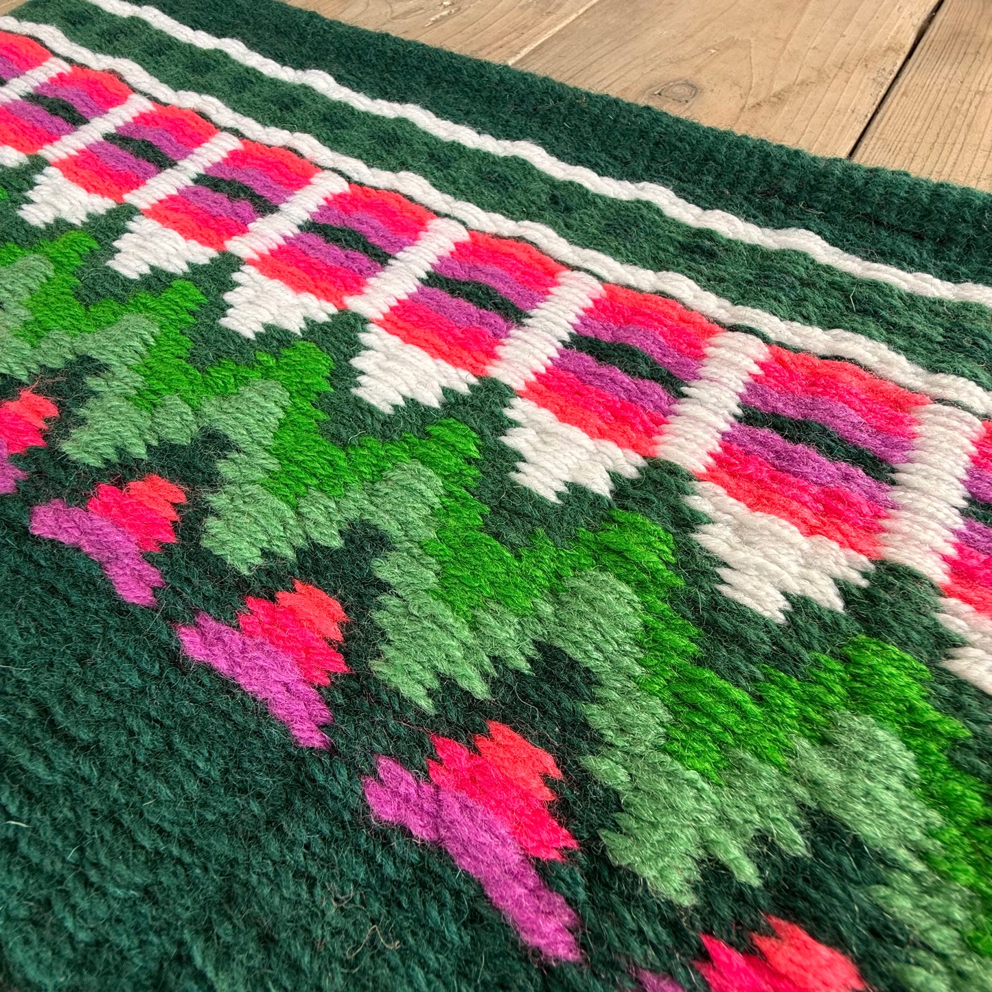 OP=OP - SB009 - Western oversized showblanket B - Groen, roze, wit