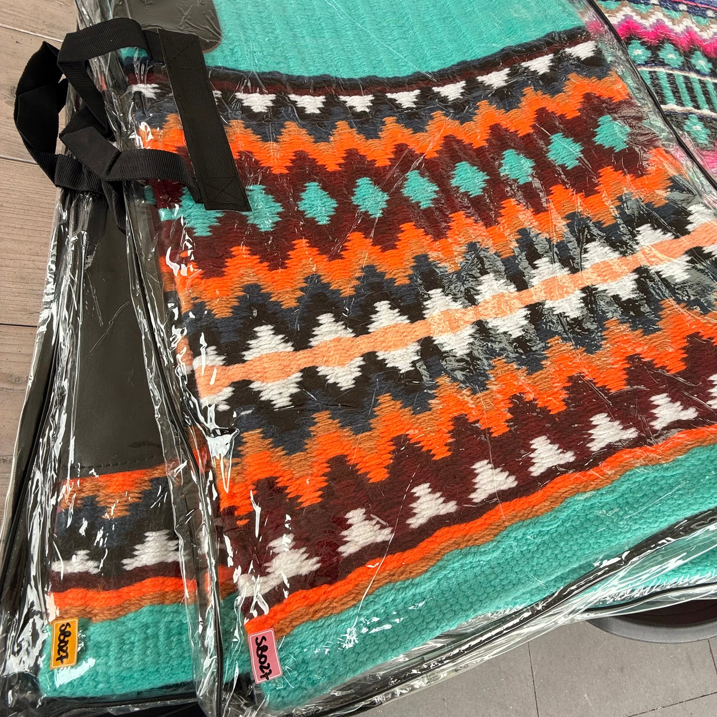 SB027 - Western oversized showblanket A - Turquoise, oranje, blauw, rood