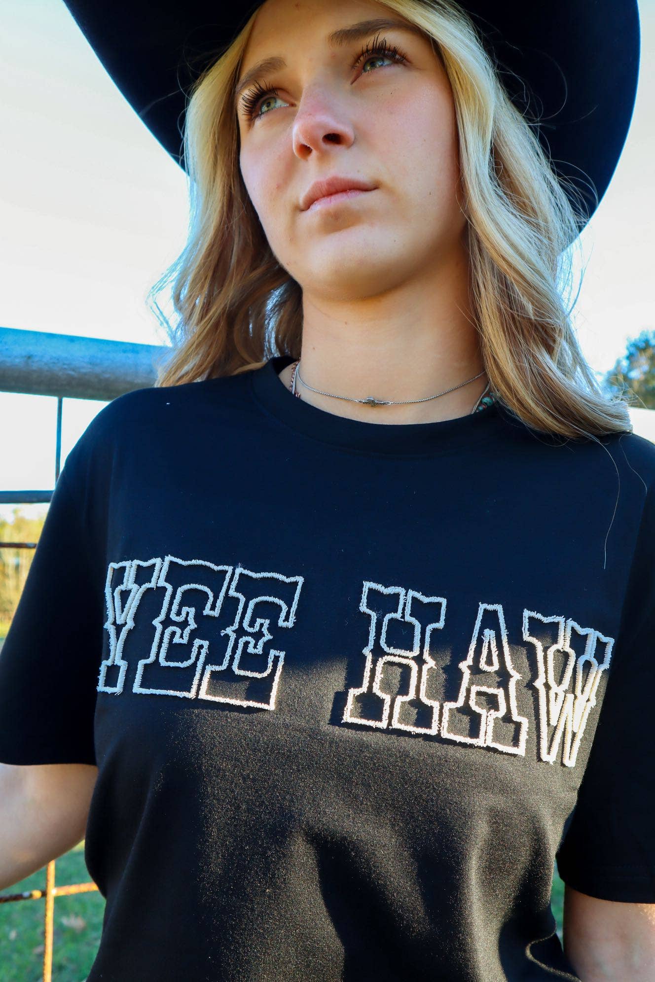 Merigold Kiss - Yee Haw SS geborduurd T-shirt