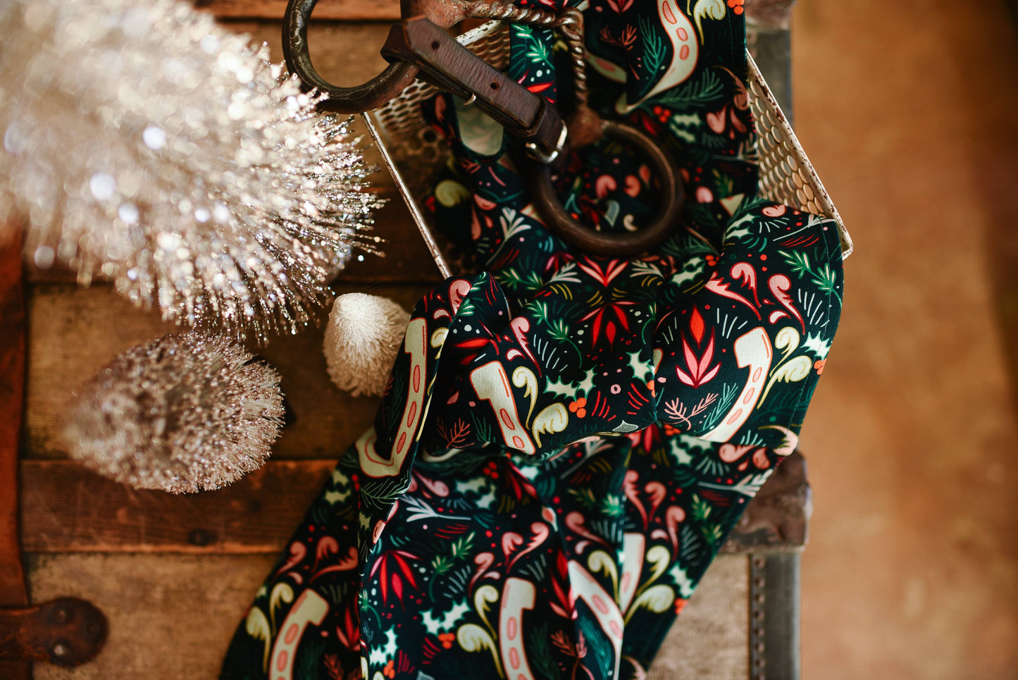 Tirzah Lane - Holly Horseshoe Kerst Theedoek