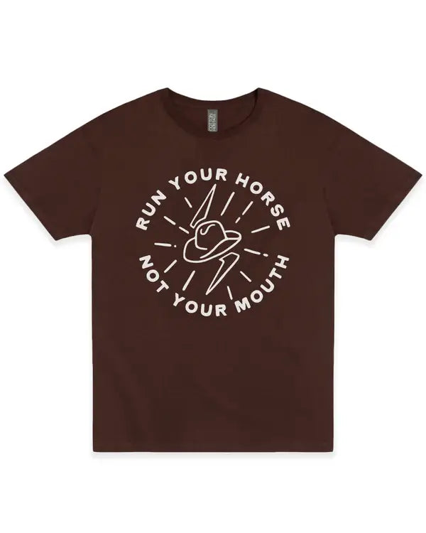 Modern Cowgirl - Run Your Horse bruin T-shirt