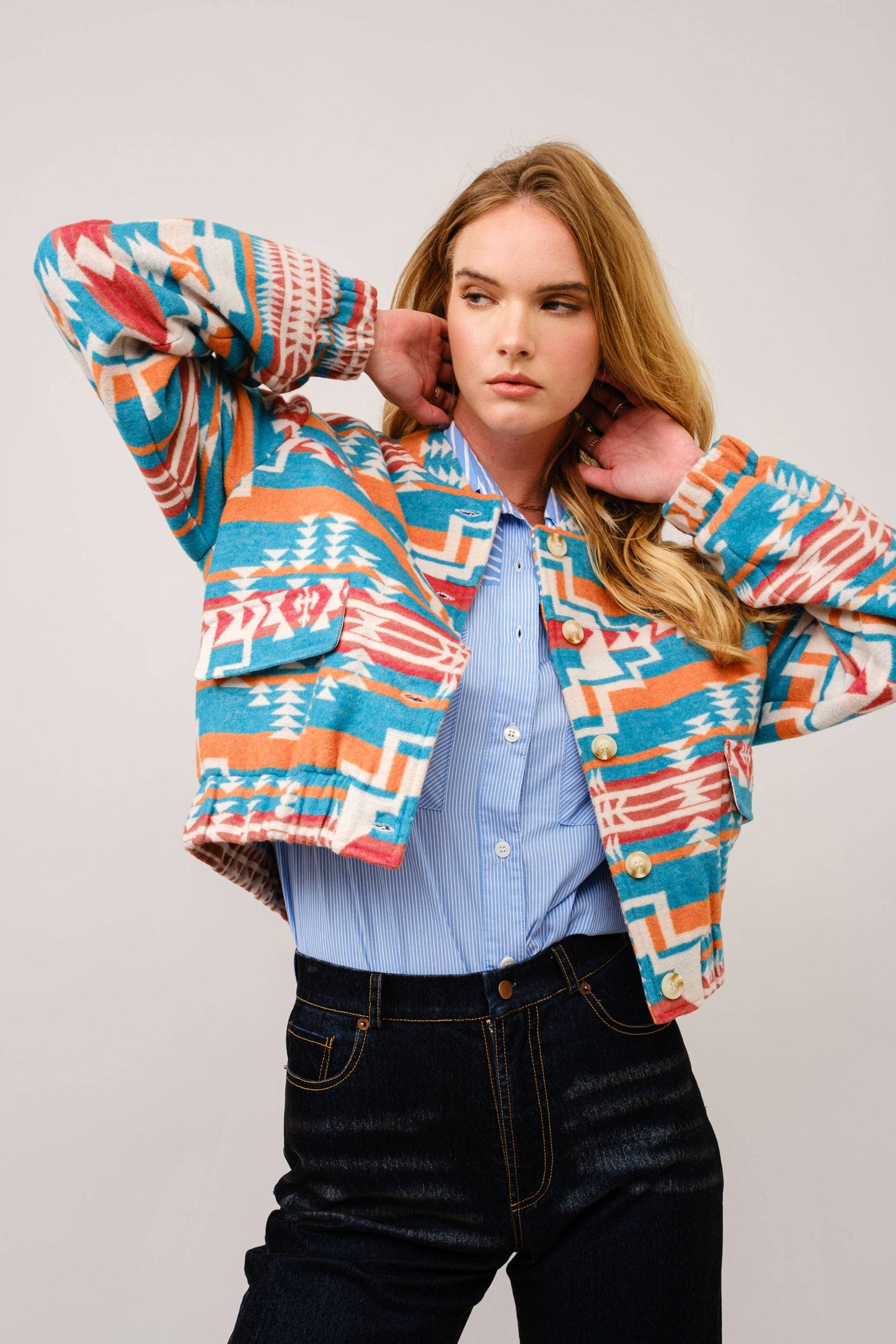 Blue B - Azteeks bomberjack met snap-up van jacquard