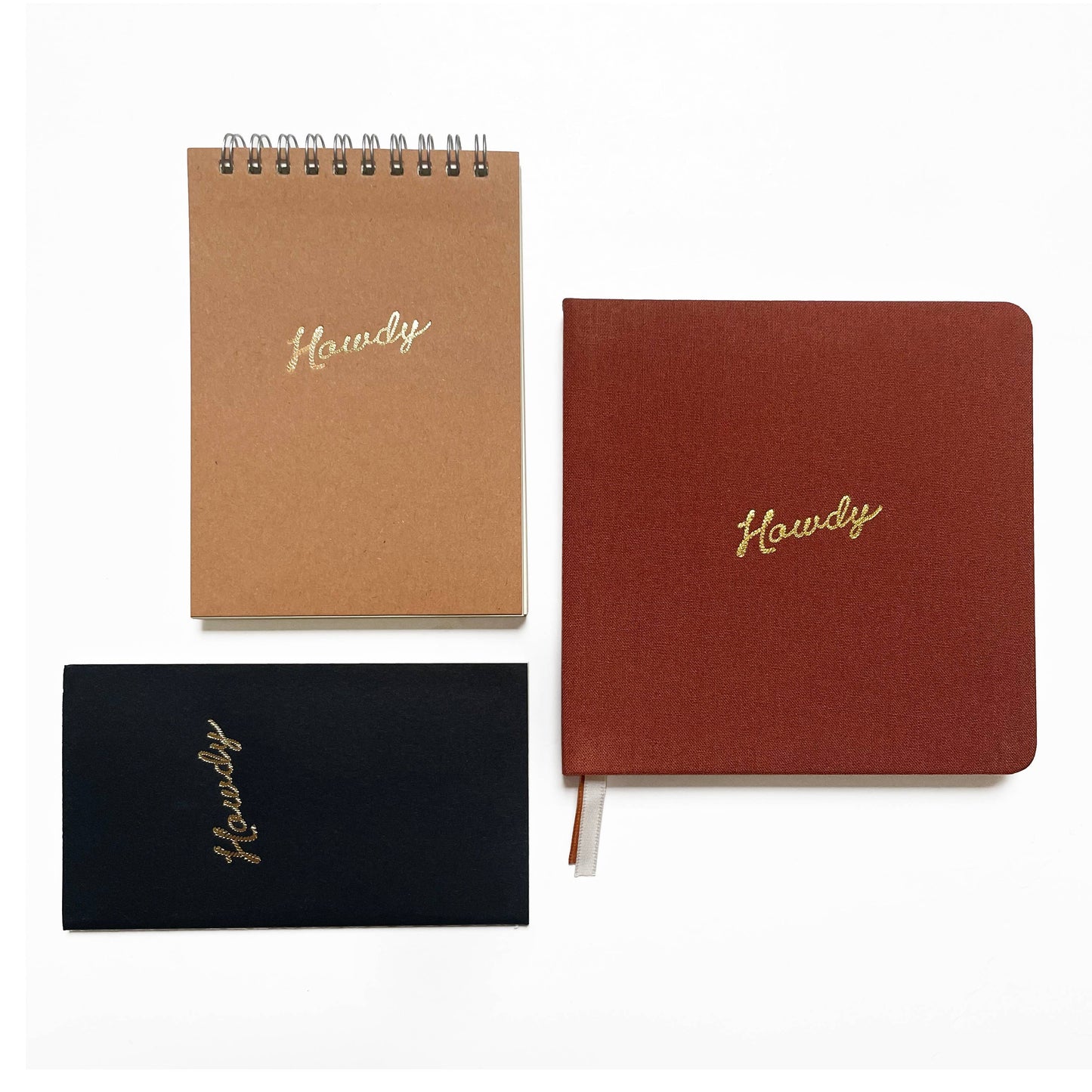 Portmanteau - Vierkant linnen notitieboek met reliëf Howdy goudfolie