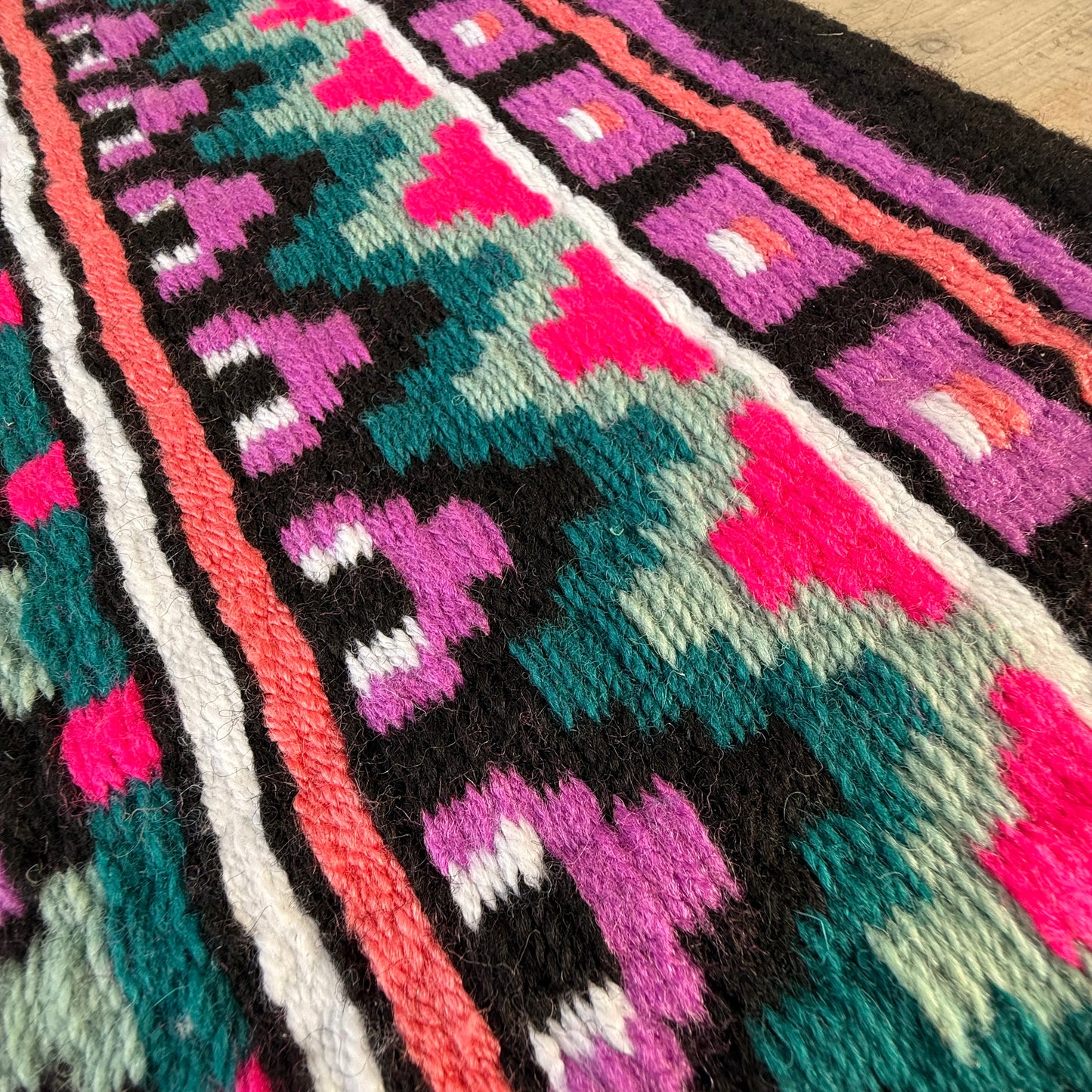 SB004 - Western oversized showblanket A - Zwart, paars, roze, olijf