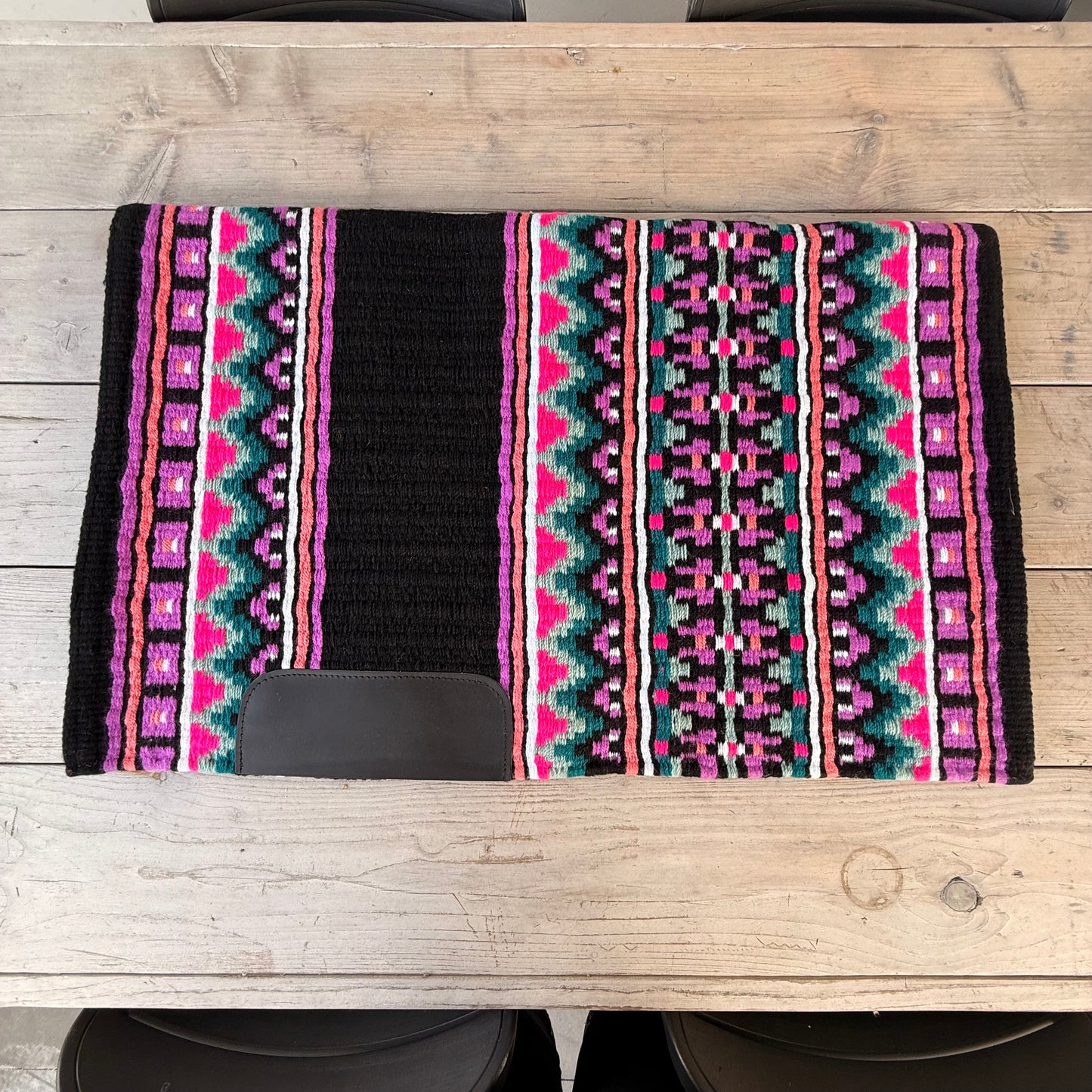 SB004 - Western oversized showblanket A - Zwart, paars, roze, olijf