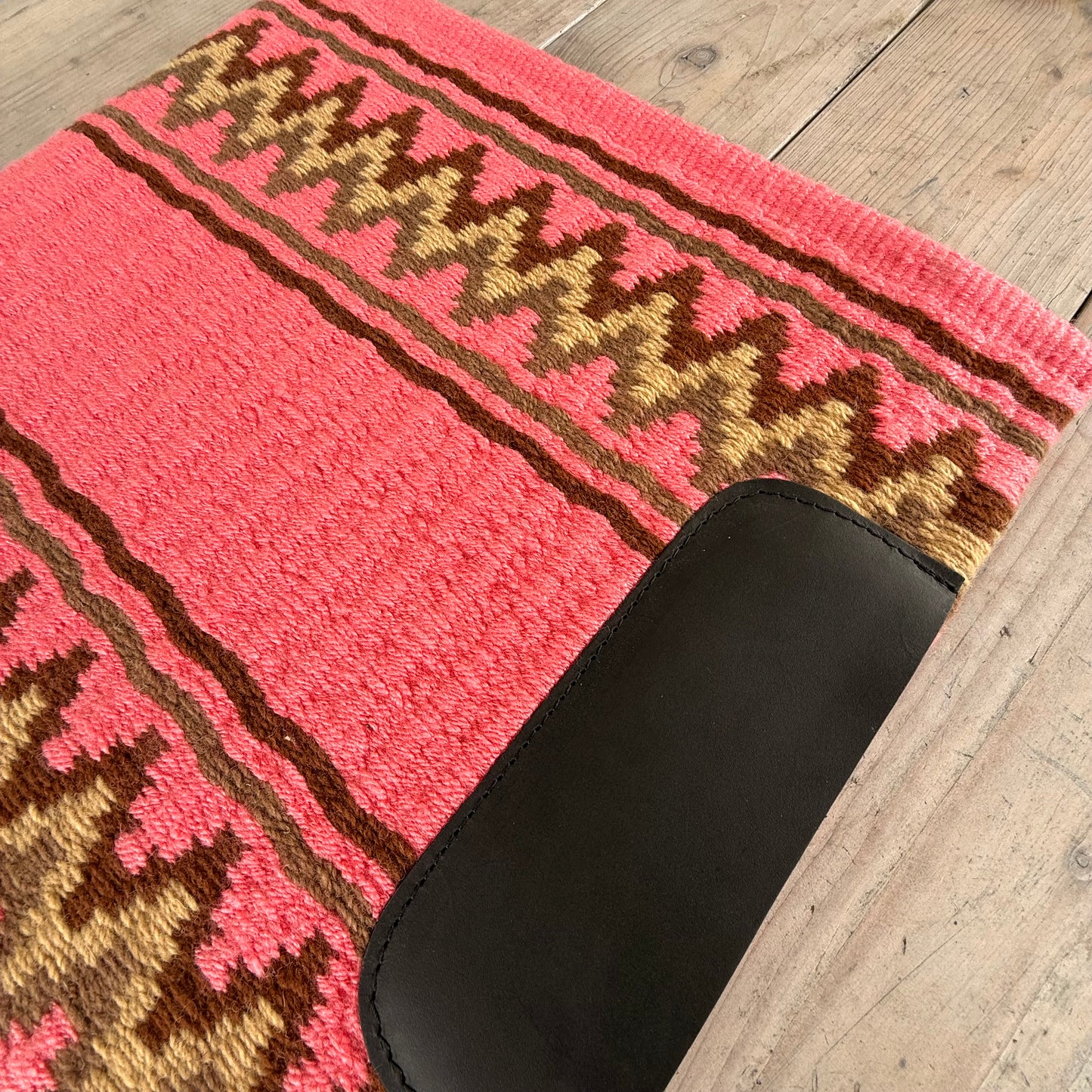 OP=OP - SB018 - Western oversized showblanket B - Zalmroze, camel, bruin