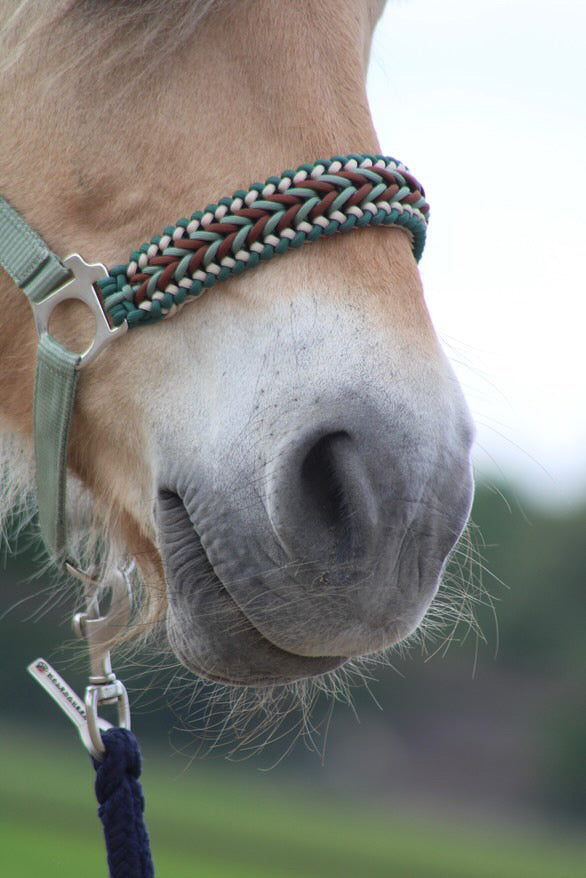 Handgemaakte paardenhalsters - Geknoopt halster ‘Natural’ olijf/ bruin/ beige