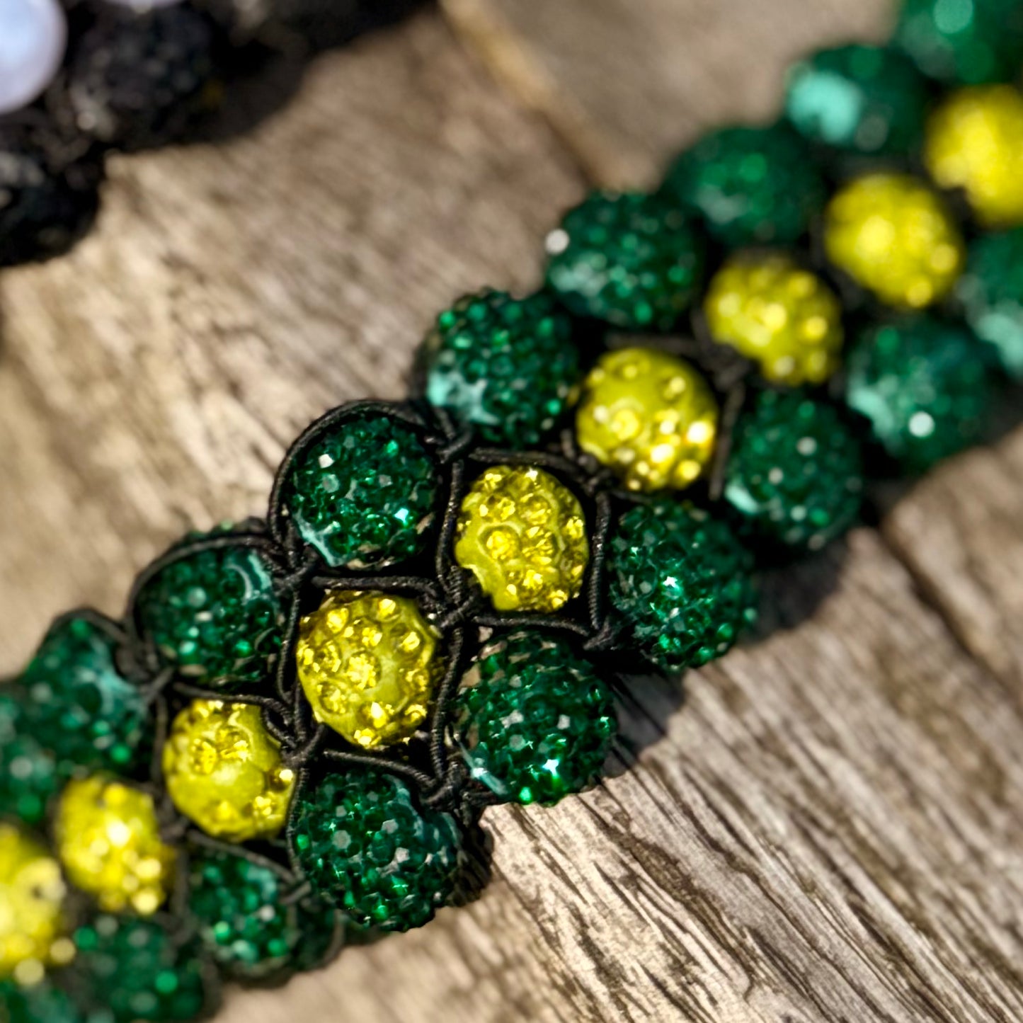 Wishbands by Jolien - Knotband "Green Machine" groen