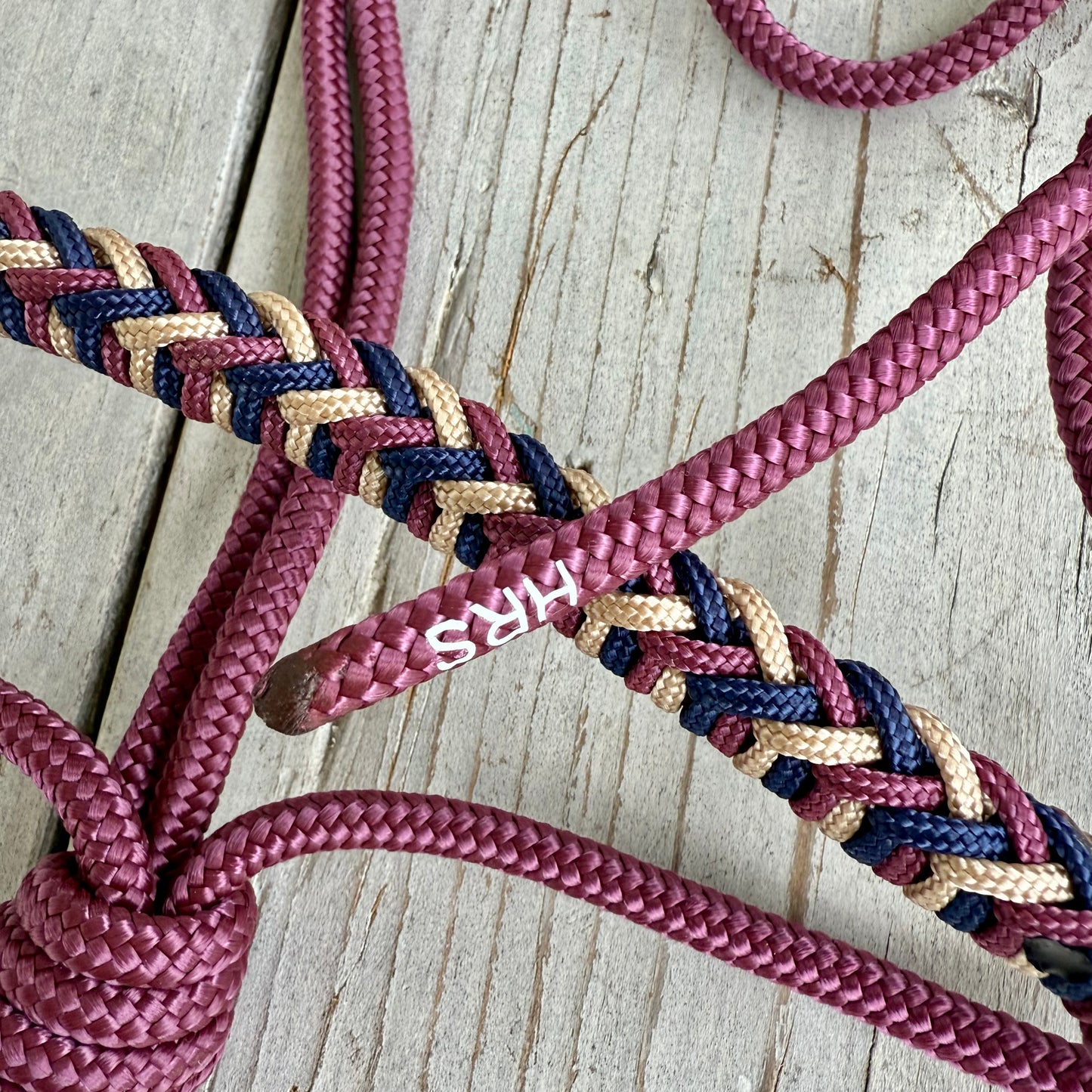 Horse Rope Shop - Touwhalster Luna ‘Noble Rouge’ bordeaux/blauw
