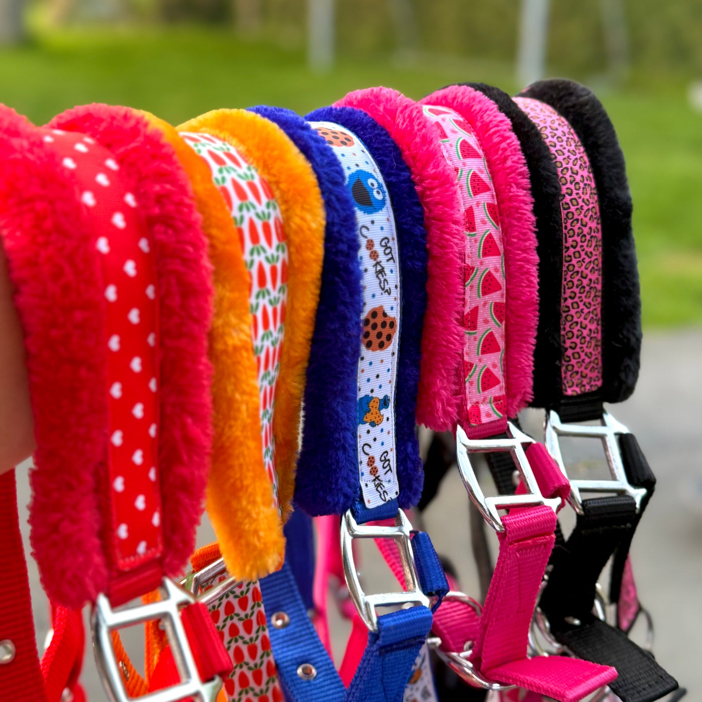 Happy Halsters - Rood hartjes halster bont