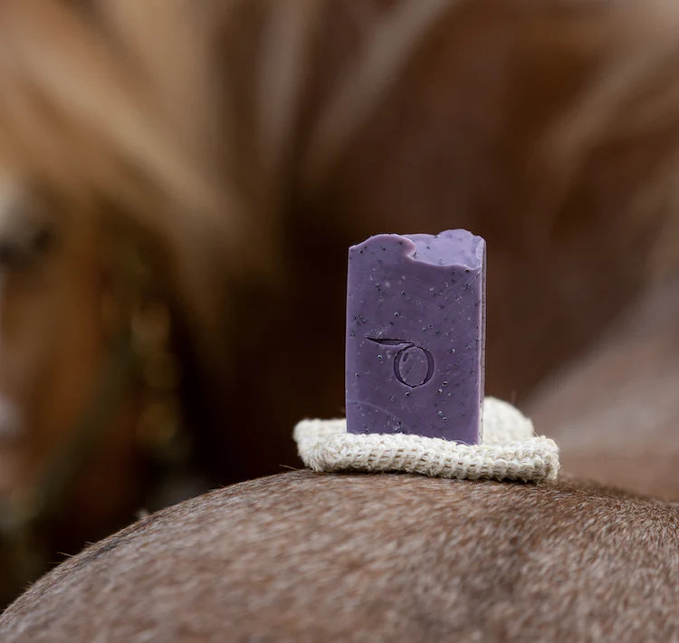 Laveos - Limited Edition Shampoo bar White & Bright