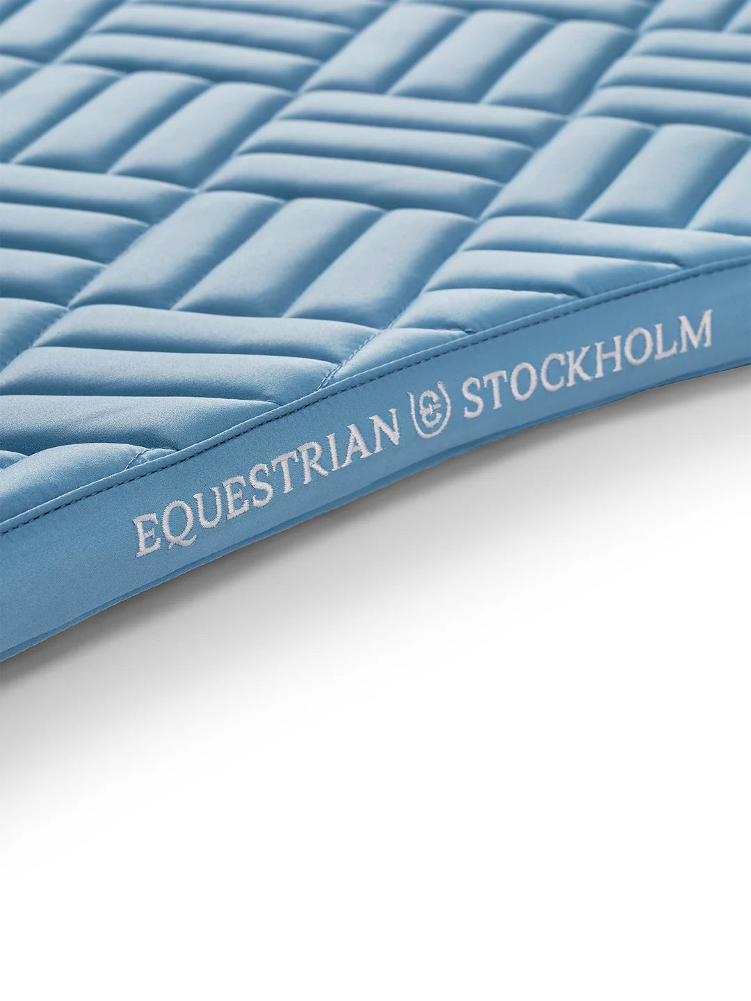 Equestrian Stockholm - SS26 Midsummer Blue - Tapis de selle de dressage Modern dressuurzadeldek