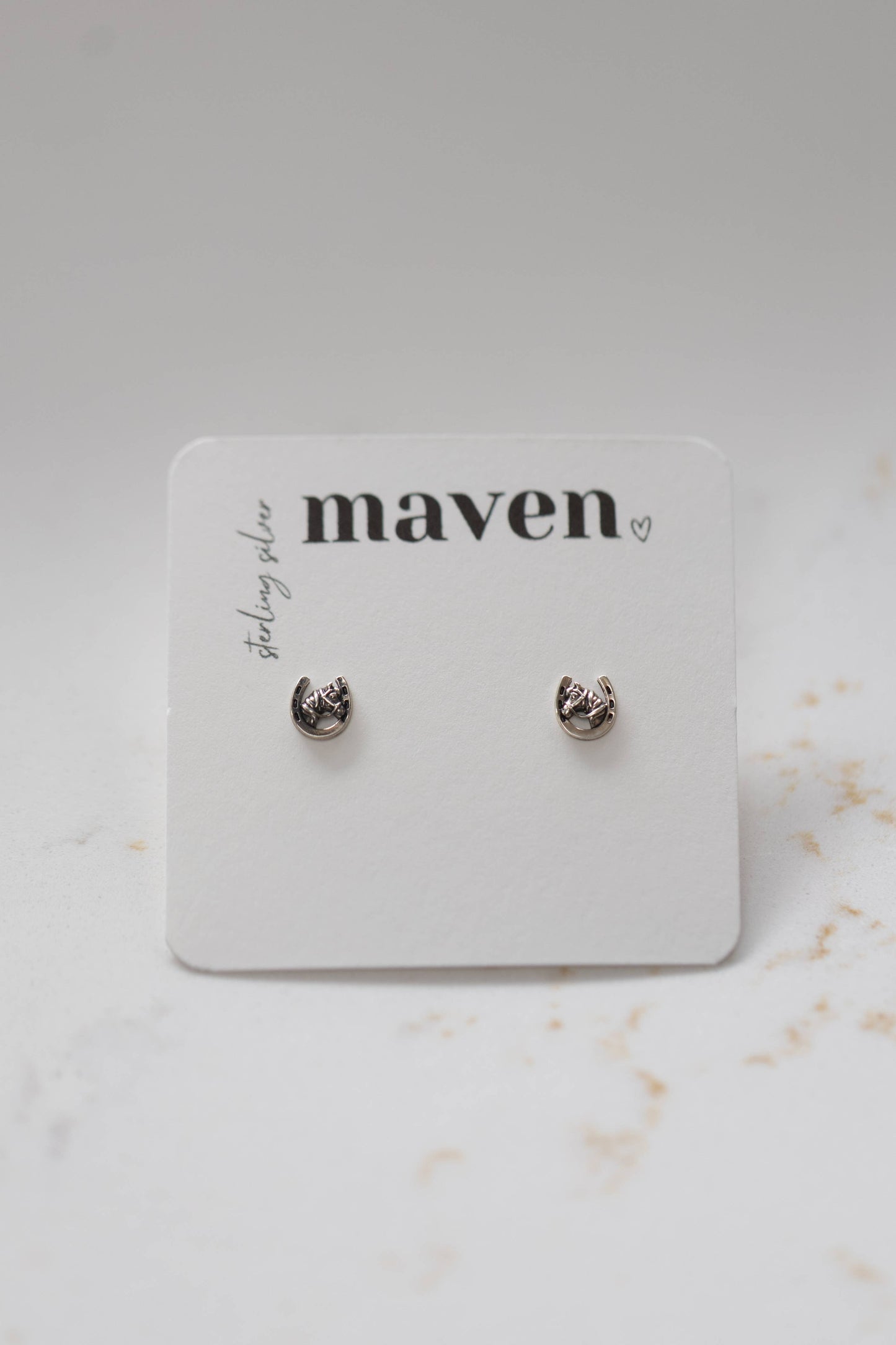 Maven - Barn hoefijzer oorknopjes