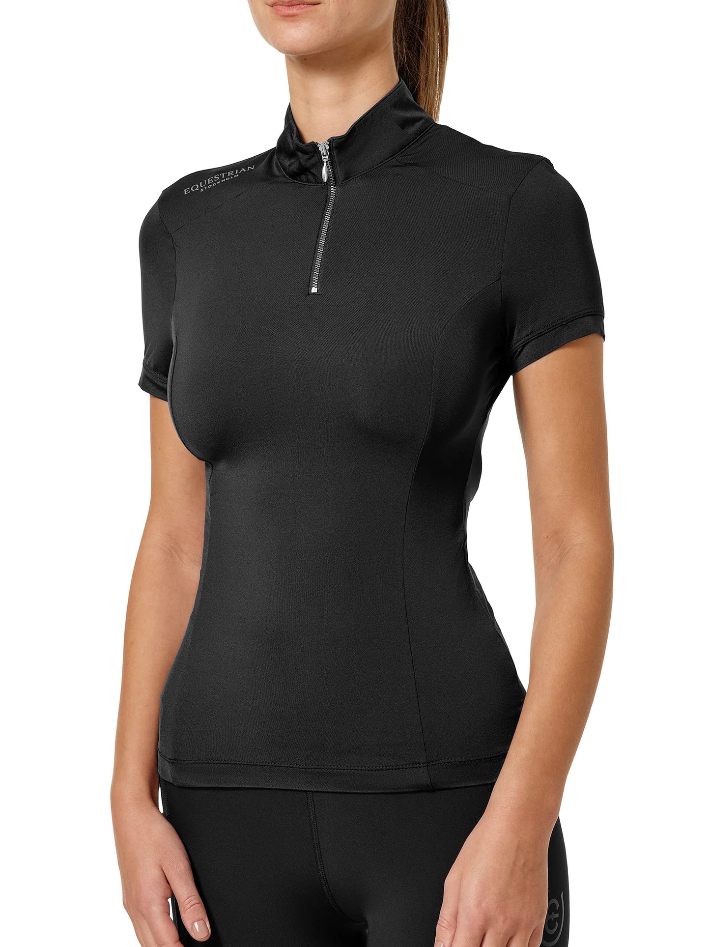 Equestrian Stockholm - Colección Core - Edición Negra Protección UV Top de Manga Corta rijtop