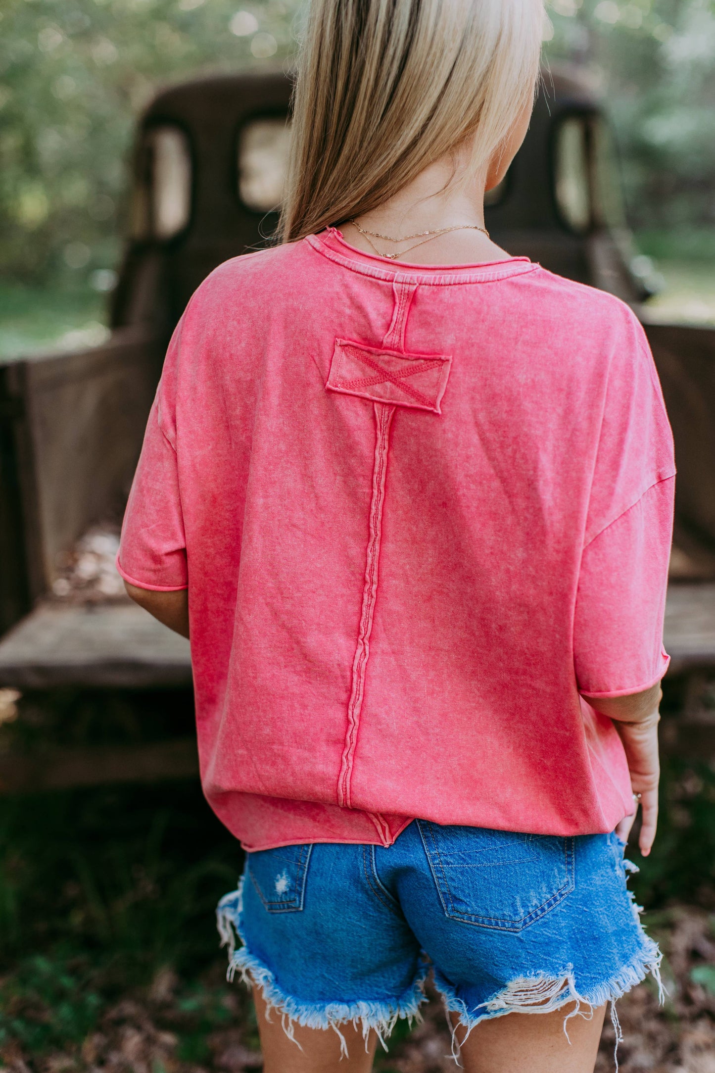 Merigold Kiss - Cowgirl Washed T-shirt roze