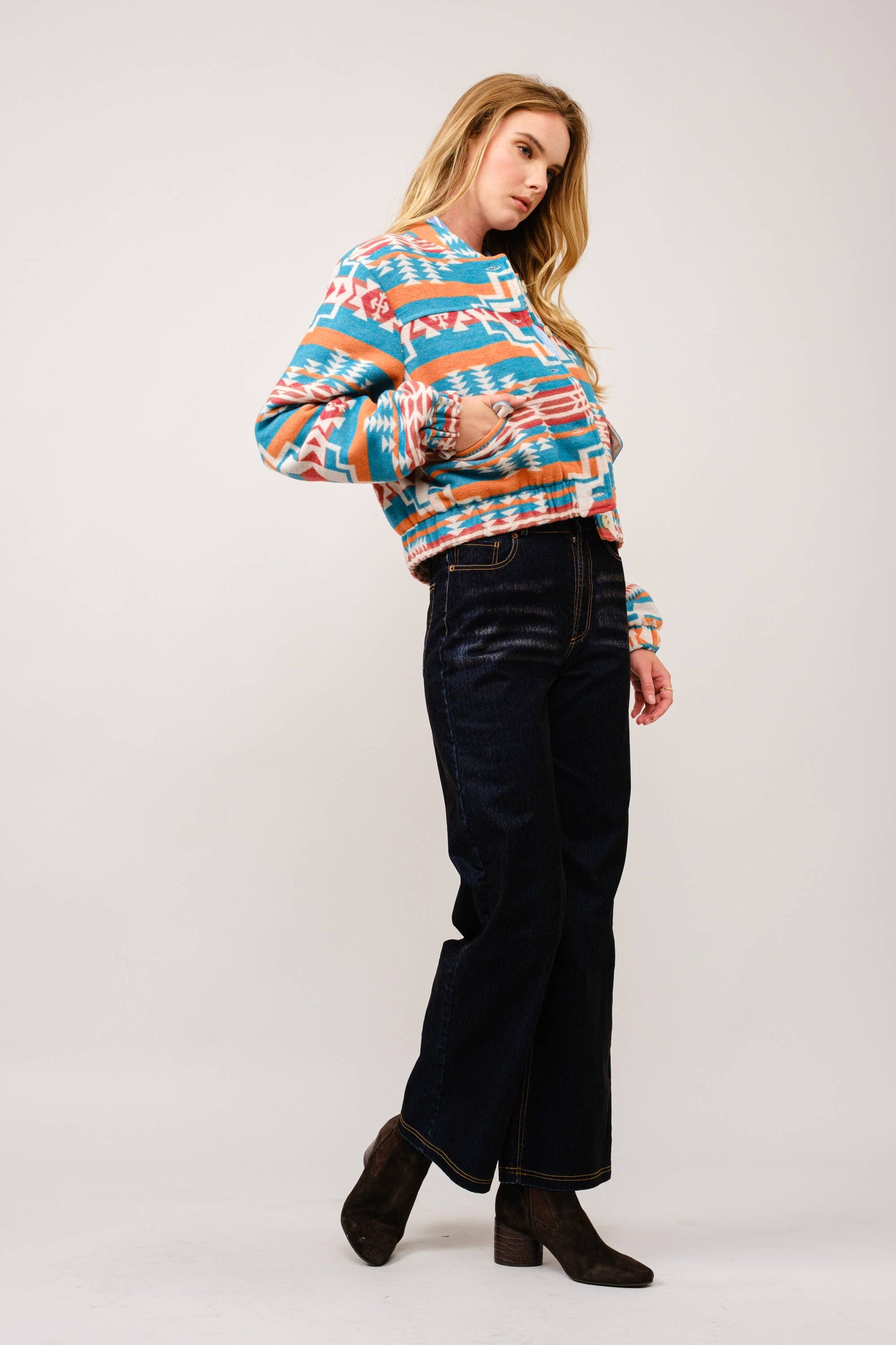 Blue B - Azteeks bomberjack met snap-up van jacquard