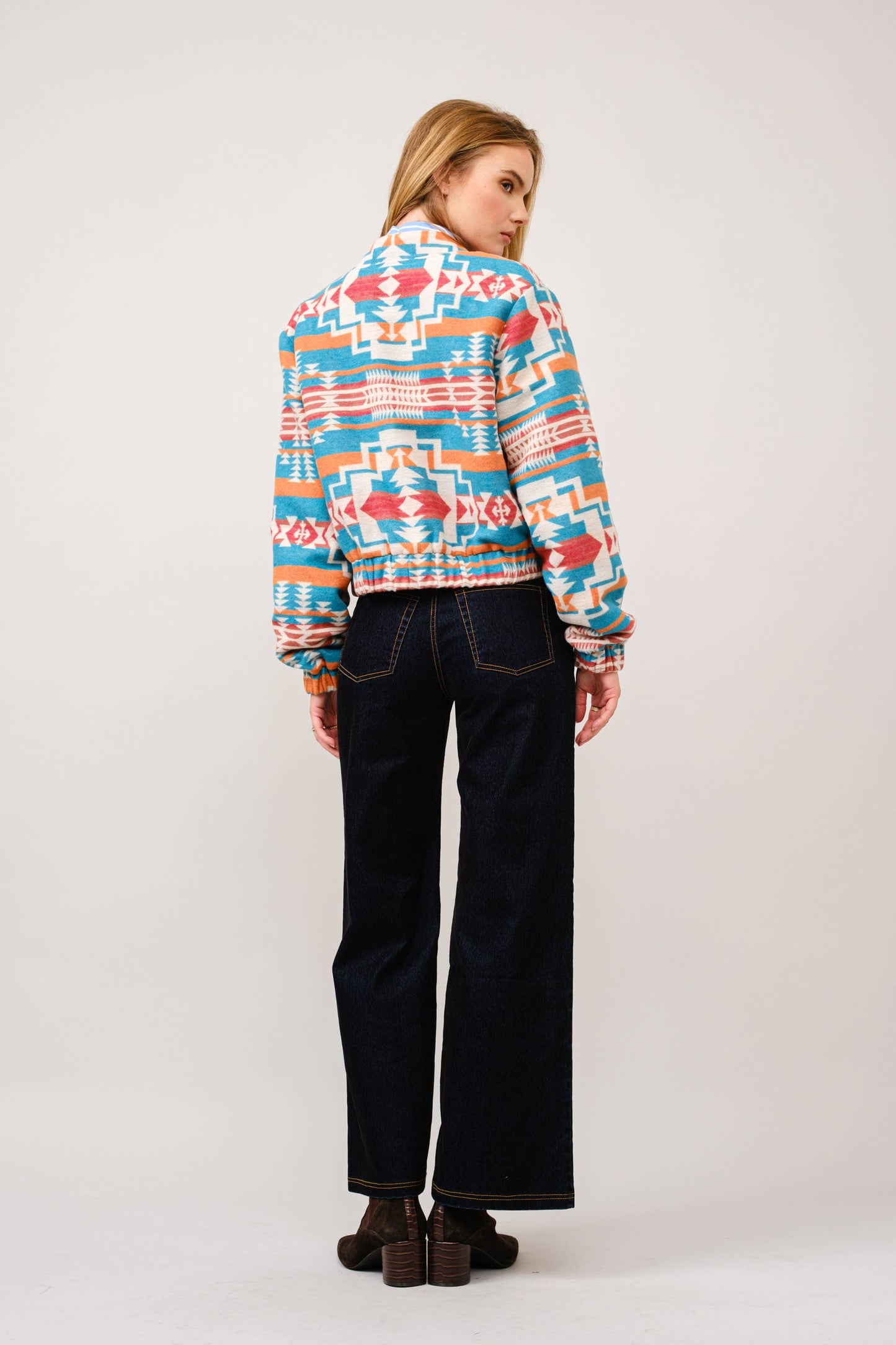 Blue B - Azteeks bomberjack met snap-up van jacquard