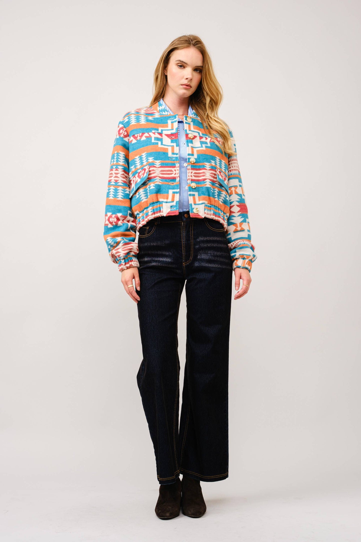 Blue B - Azteeks bomberjack met snap-up van jacquard