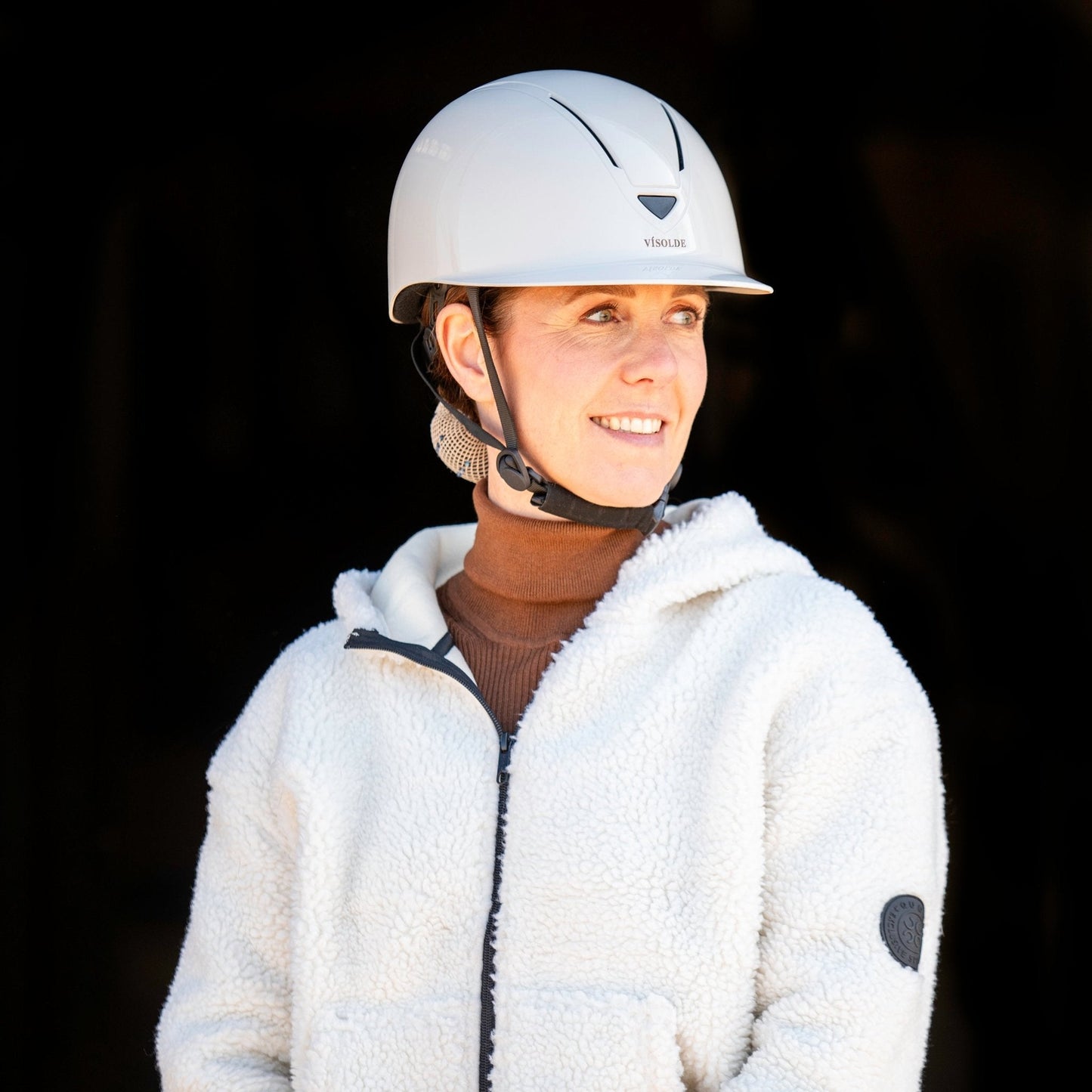 Vísolde - Schaal paardrijhelm Ivoor