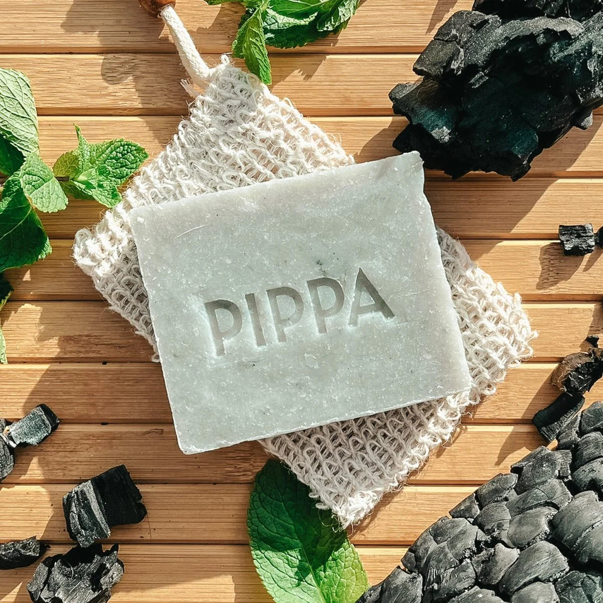 Pippa - Shampoobar Charcoal & Peppermint