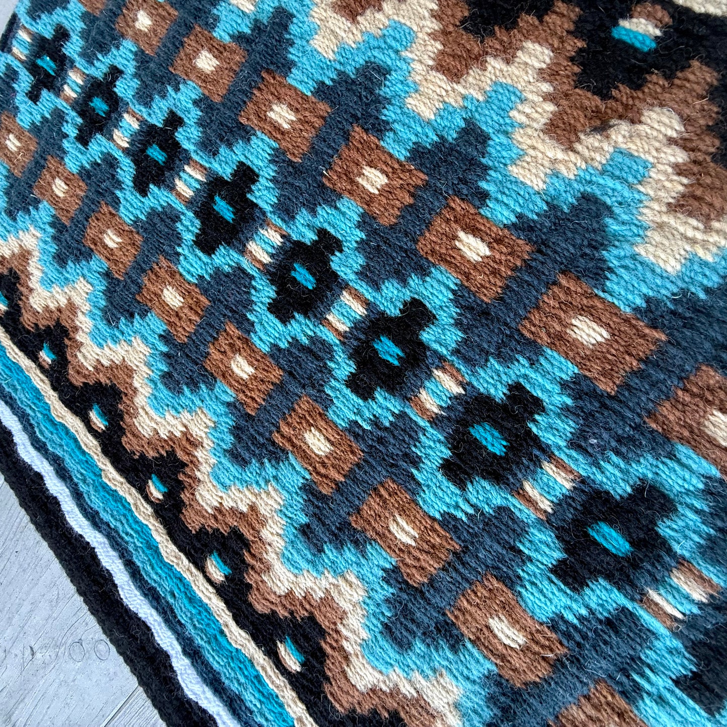 SB047 - Western oversized showblanket A - Zwart, camel, grijsblauw