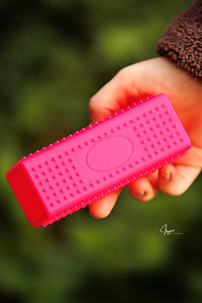 CleanYourHorse - Bloc de toilettage Soft Touch Brosse de dépilation