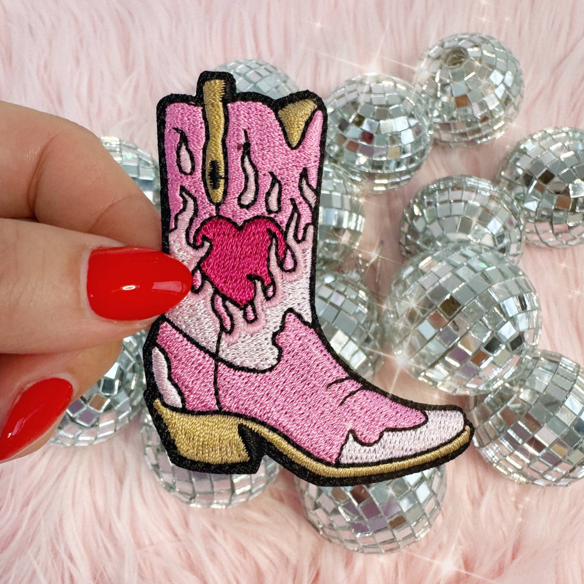 Wildflower Co - Burning Love Cowgirl cowboylaarzen patch strijkapplicatie roze of lila