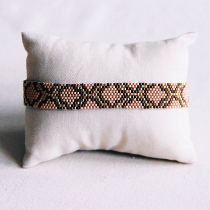 Bazou - Armband weven met slangenpatroon bruin/beige
