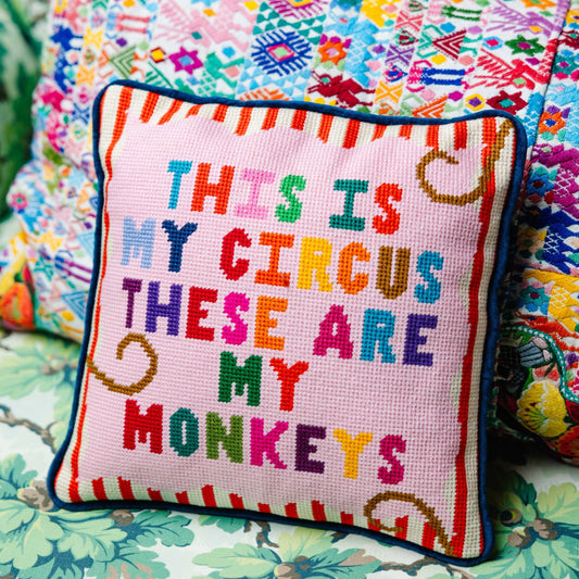 Furbish Studio - My Circus Borduurkussen mini