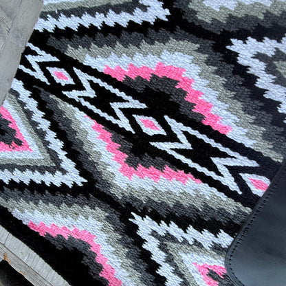 SB075 - Western Oversized Showdecke A - Schwarz, Rosa, Grau
