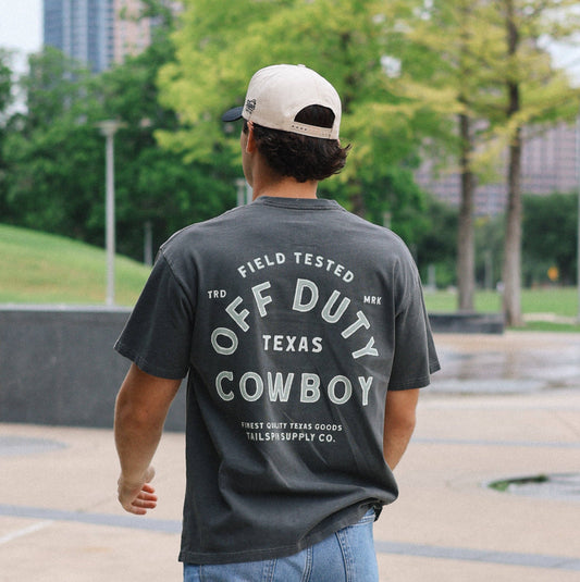 Tailspin - T-shirt unisexe gris foncé Off Duty Cowboy