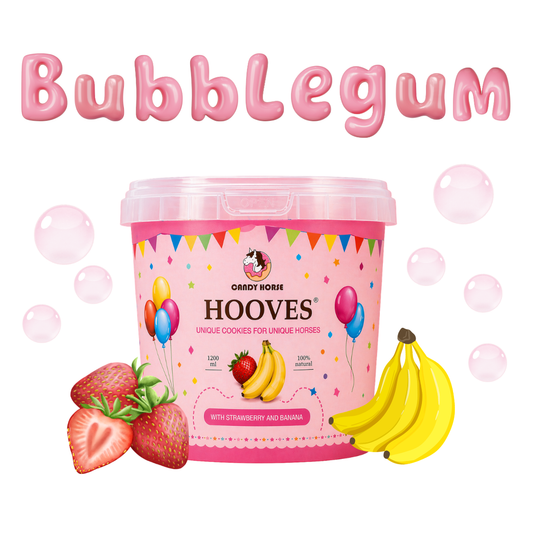 Candy Horse - Biscotti per cavalli Hooves in secchiello 1,2L - Edizione Stable Party "Bubble Gum" Banana/fragola