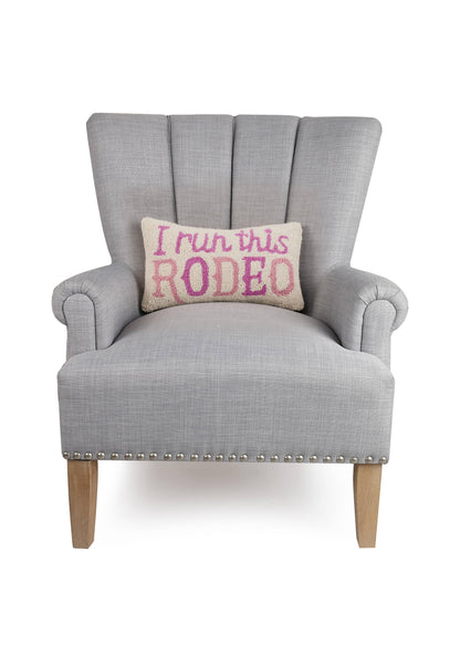 Peking Handicraft - Cojín I run this Rodeo