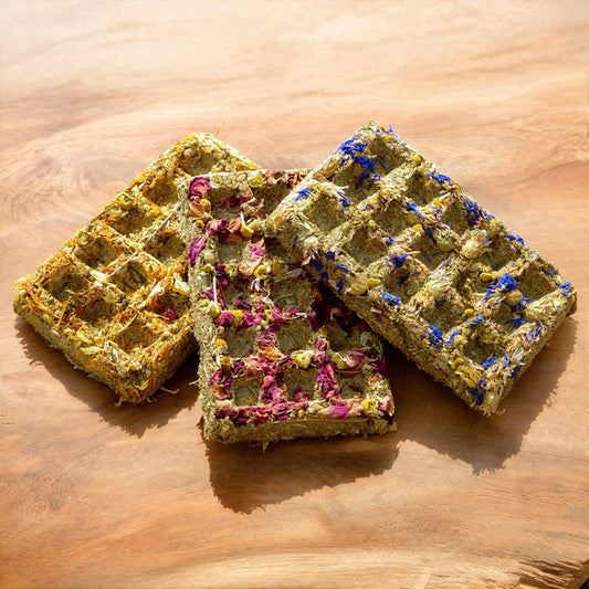 Frisian Roots Barn - Blossom Waffles natuurlijke paardensnacks met kruiden 3st