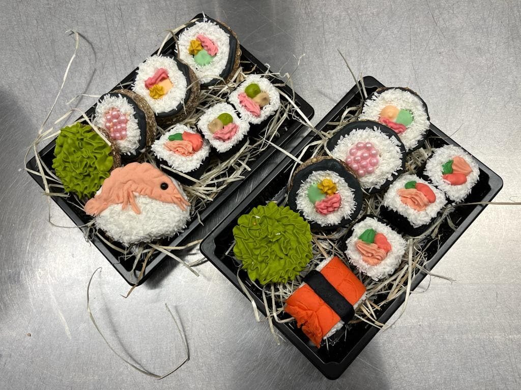 Konska Cukierenka - Luxe Paardenkoekjes Sushibox voor paarden