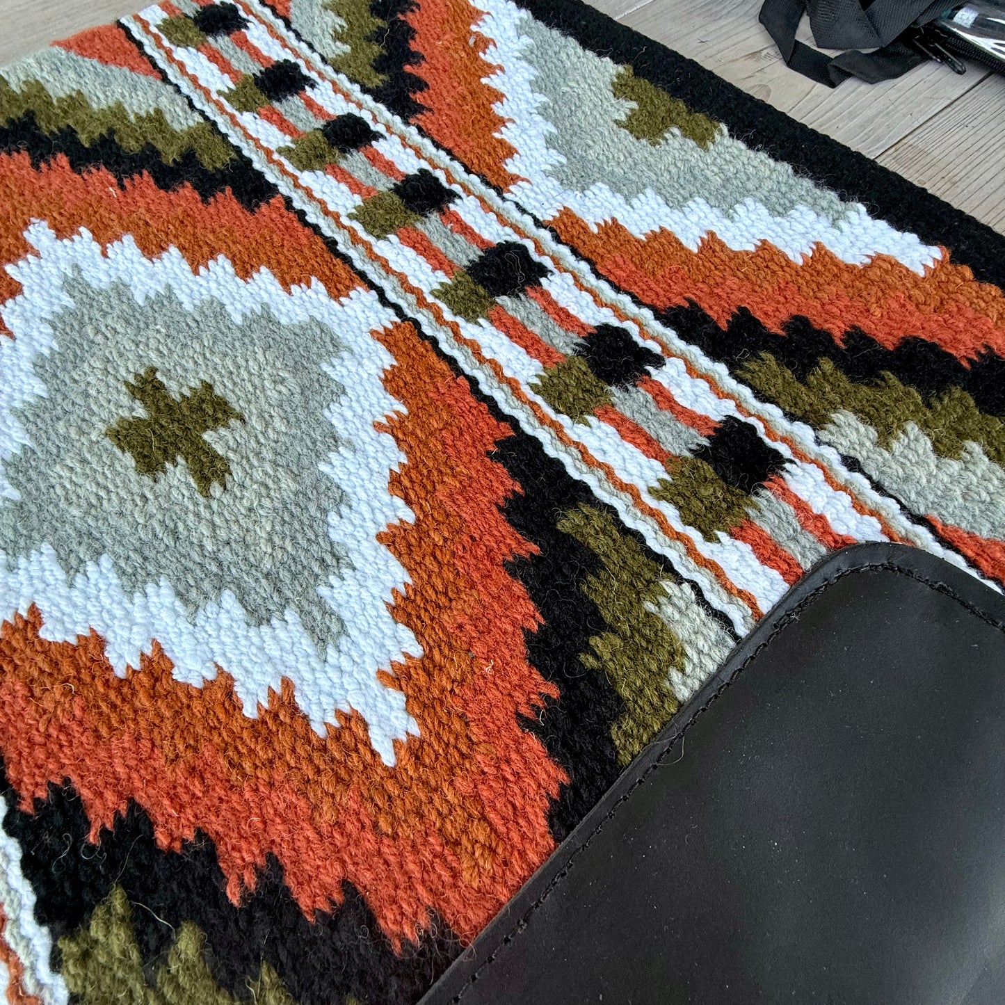 SB053 - Western oversized showblanket A - Terracotta, olijf, grijs