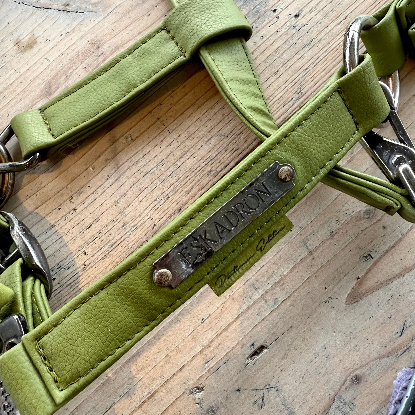 S0013 - 3 Halster en 1 halstertouw, Eskadron en QHP Cob