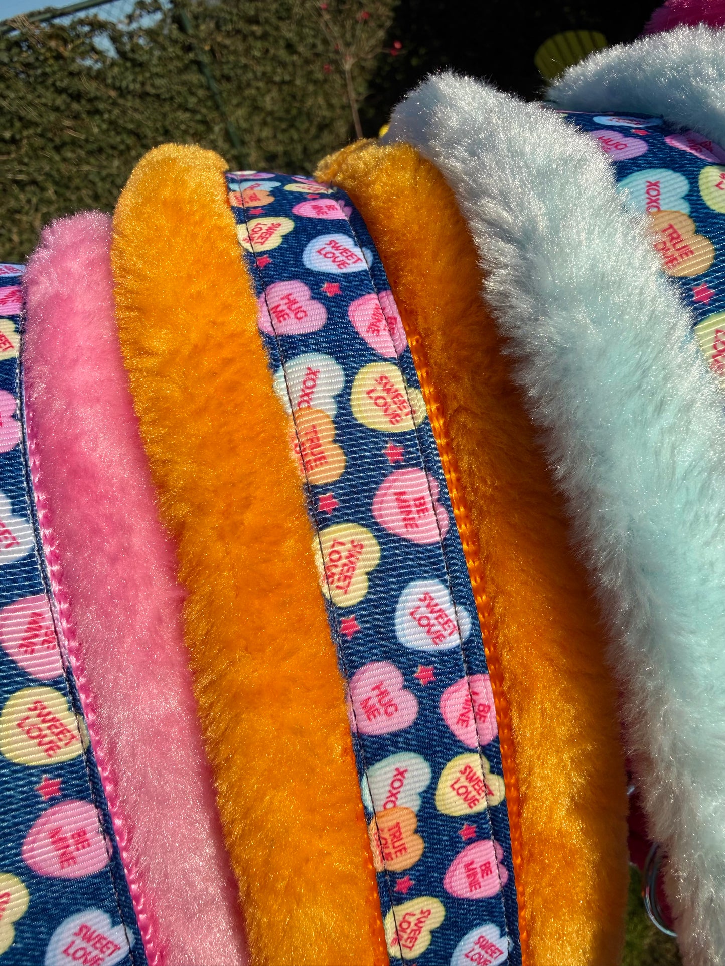 Happy Halsters x FMH - Licol Sweetheart Exclusive (fourrure) différentes couleurs