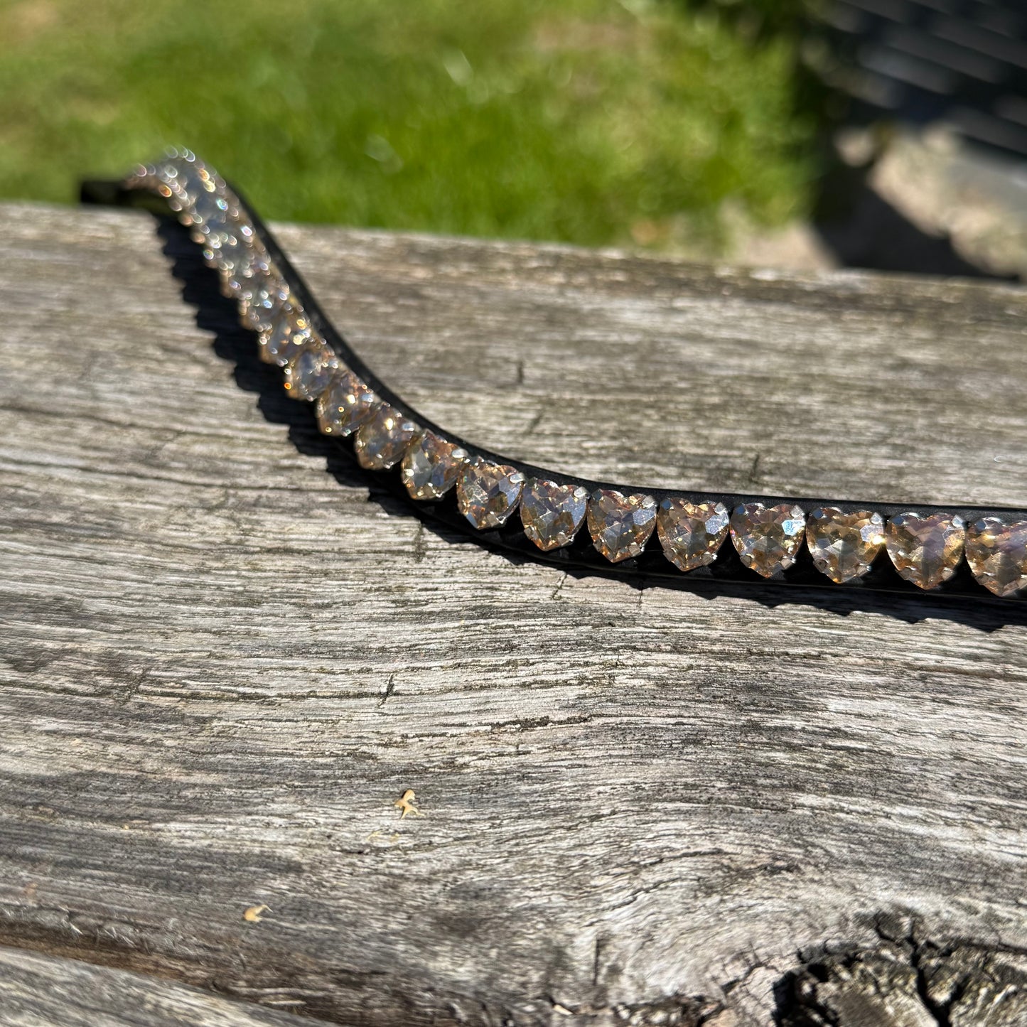 FMH - FLASH DEAL - Browband with Heart or Round stones