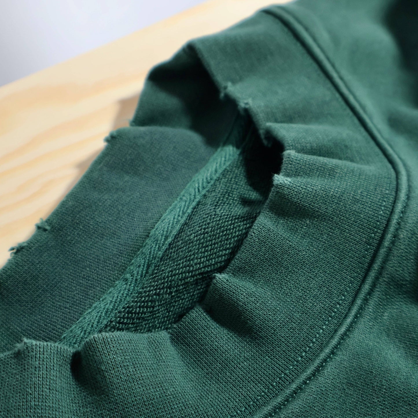 Tailspin – Retro-grüner Austin Texas Reverse Crewneck Sweater Unisex