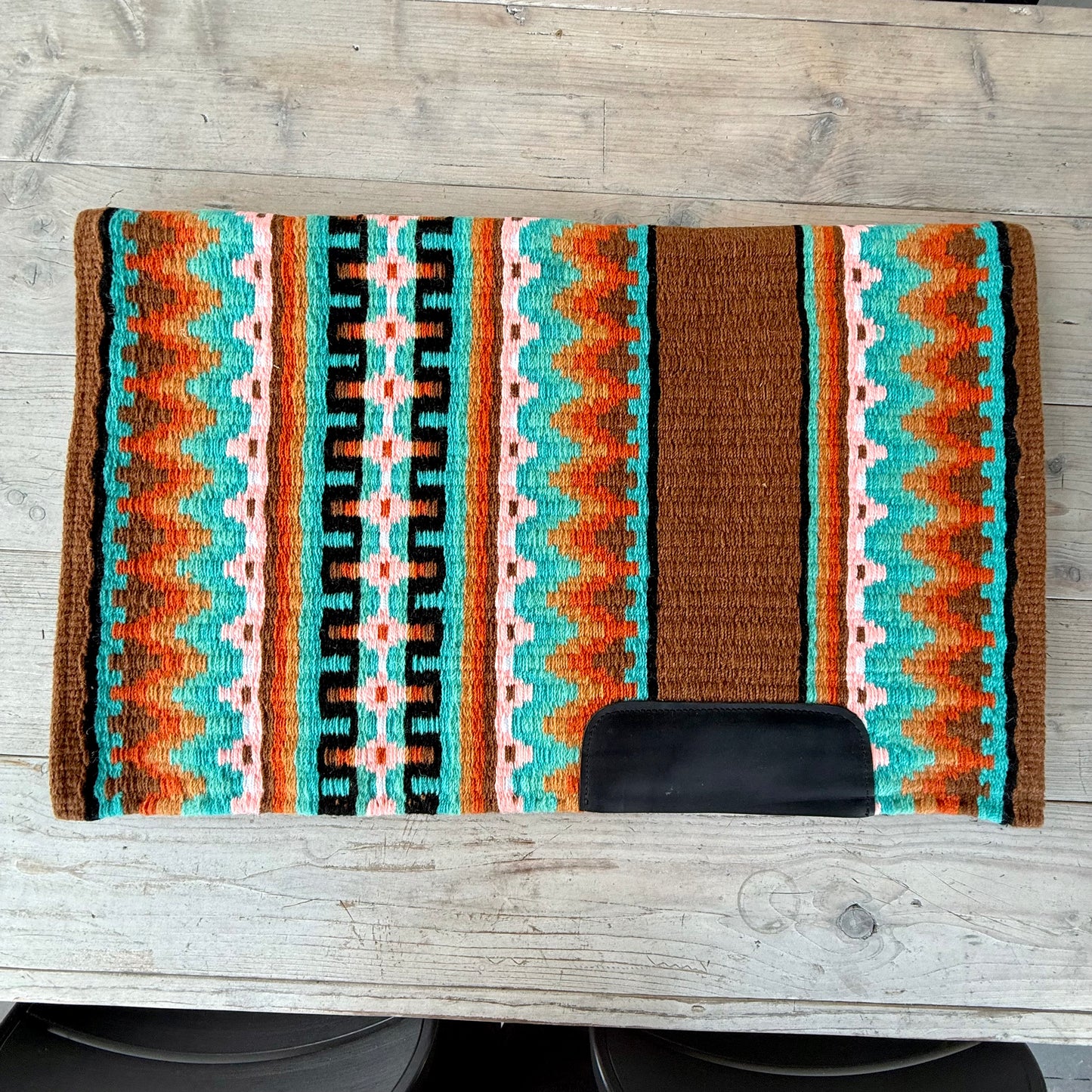 SB048 - Western oversized showblanket A - Camel, turquoise, oranje