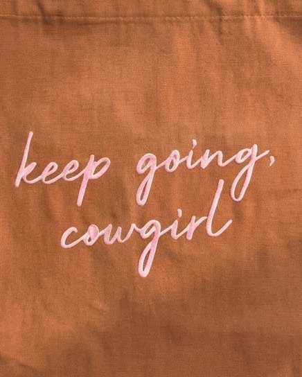 Bridle Up Hope - Keep Going Cowgirl geborduurde canvas tas