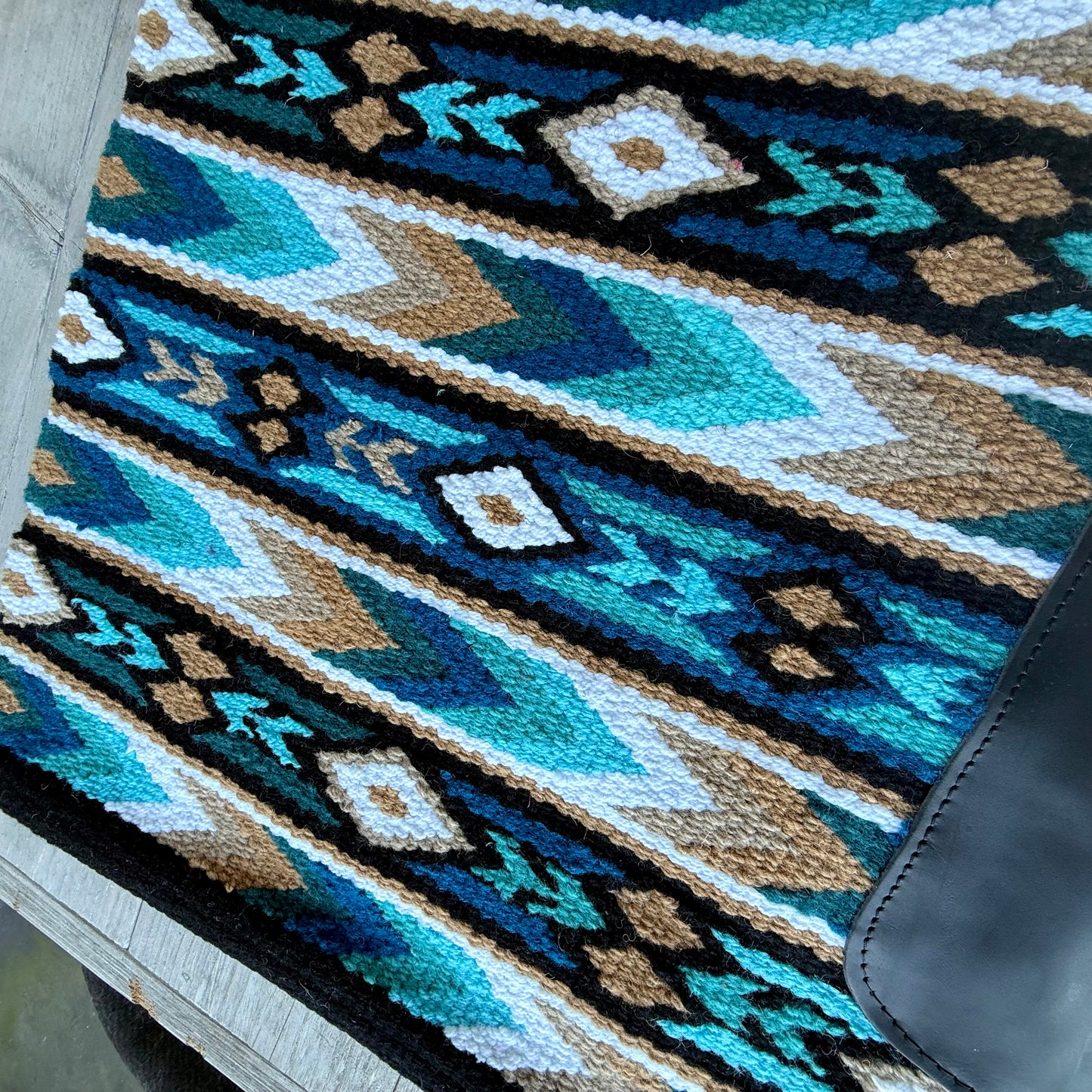 SB076 - Western oversized showblanket A - Zwart, blauw, taupe