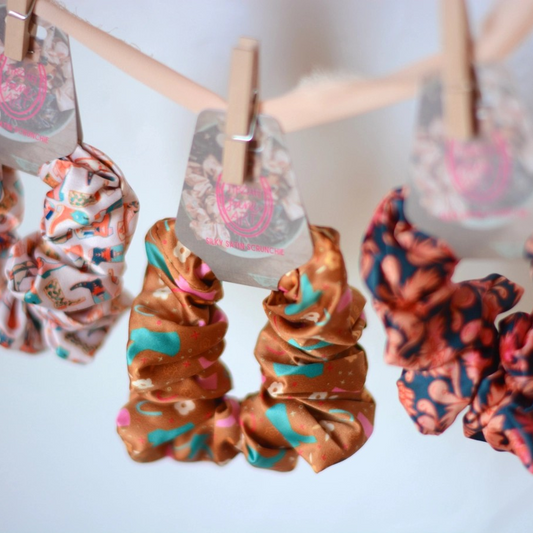 Tirzah Lane - Scrunchie set 3st. Cowgirl